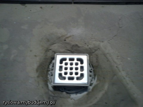  odpływ czeka na zasmarowanie folią w płynie