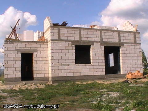 A TO JUŻ TAK Z DALSZEJ ODLEGŁOŚCI..