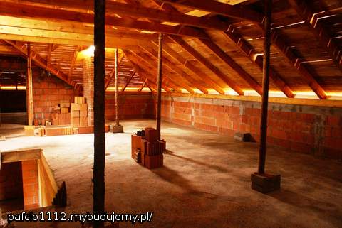 w następnym katalogu pokażę rozkład pomieszczeń na górze w montanie