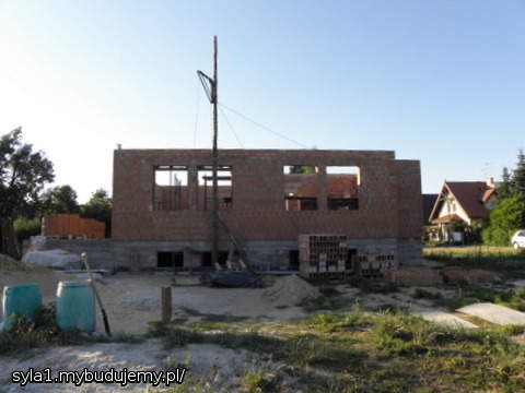 mury parteru wyciągnięte