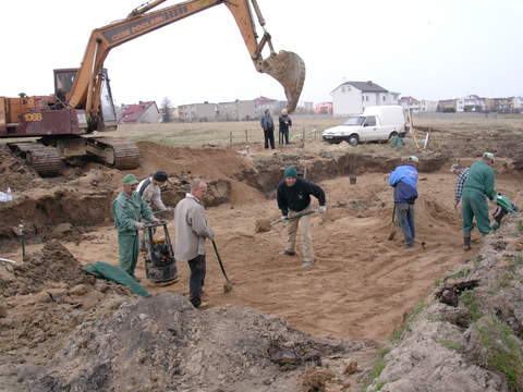 wymiana gruntu i wykop pod fundamenty
