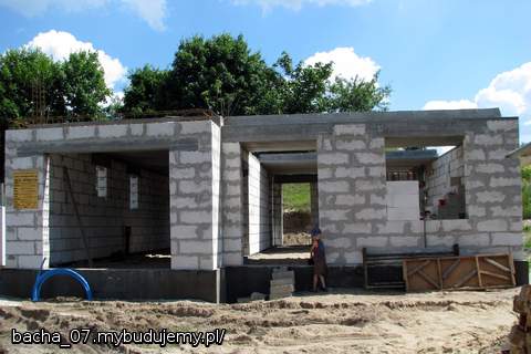 9.07.2011r. - położony strop