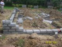 Mury się pną do góry :)!