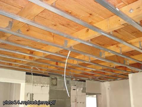 Salon - sufit podwieszany