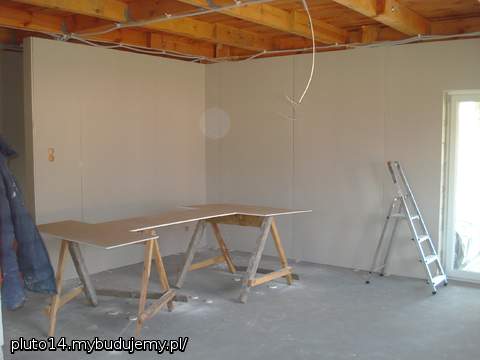 Salon - przyklejone płyty