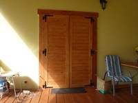 OKiennice zamnkięte na tarasie