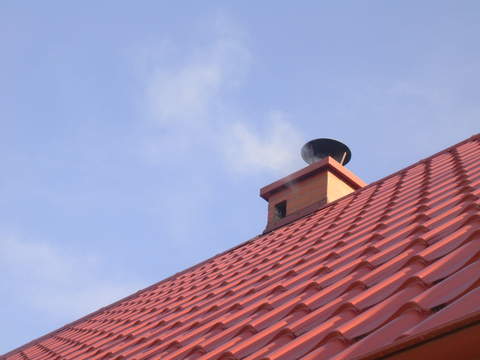 pierwszy dym z komina