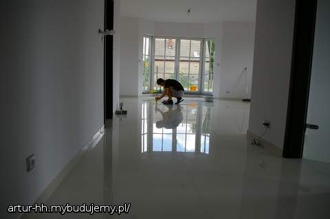 salon ,polerowanie posadzki