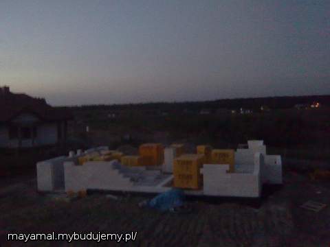 NIECH SIĘ MURY PNĄ DO GÓRY...