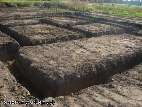 Wykop pod fundamenty 1