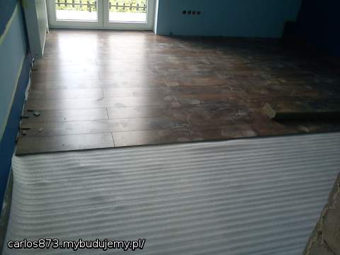 PANELE W POKOJU SYNKA