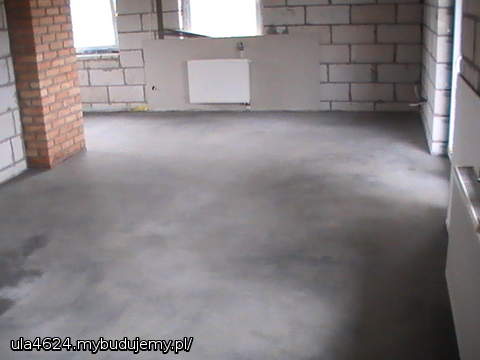 PODŁOGA W SALONIE... JESZCZE TYLKO PANELE