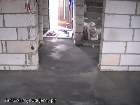 WIDOK NA PRZEDPOKÓJ..