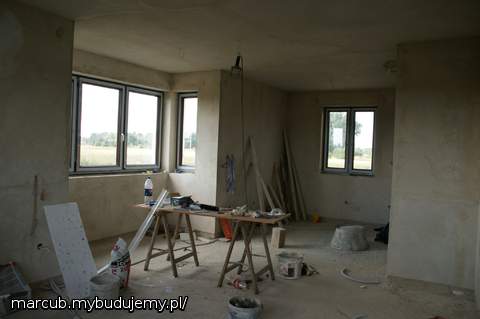 wykusz i kuchnia (widok z salonu)