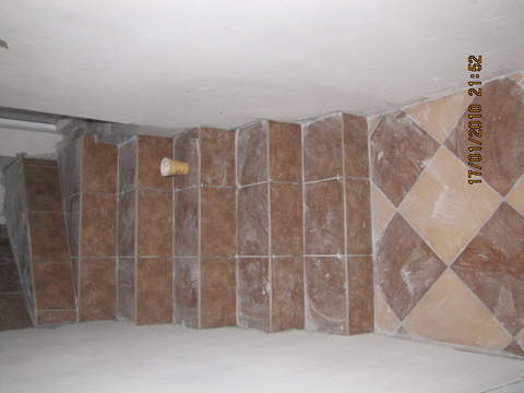 Schody i kawałek korytarza