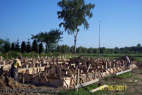 wylanie fundamentów w części naziemnej