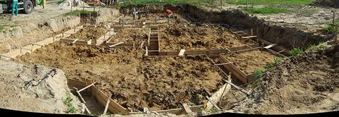 Tuż przed zalaniem ław fundamentowych