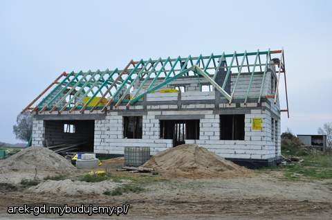 Jeszcze jeden dzień  i konstrukcja gotowa....