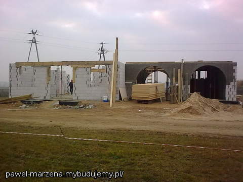 Pierwsza kondygnacja ukończona