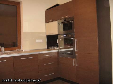 słupek z piekarnikiem