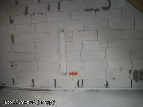 Pokoik na piętrze z tv