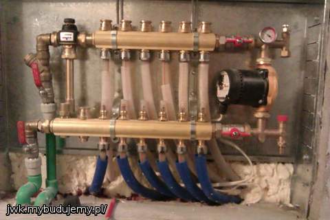 rozdzielacz do ogrzewania podłogowego