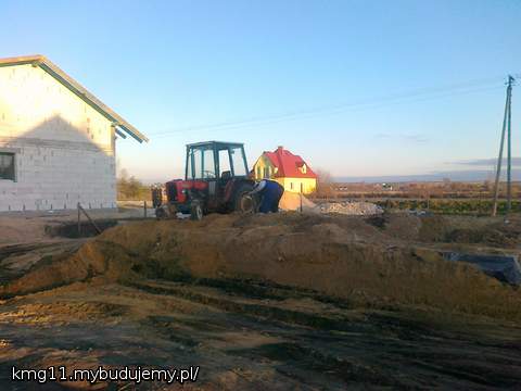 zagęszczanie piachu metodą mojego męża :)