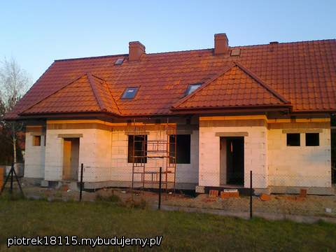 dach od frontu gotowy