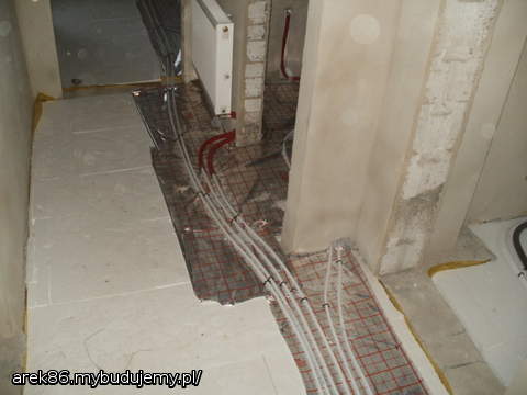 korytarzyk pomiedzy sypialniami