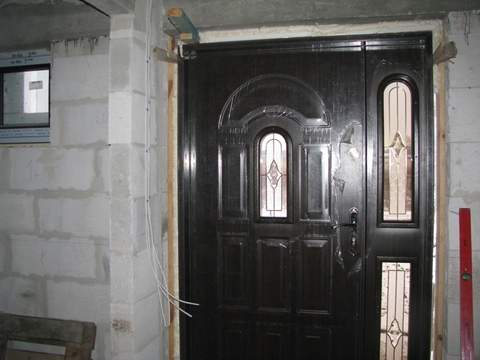 Drzwi wejściowe z bliska