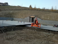 Koniec prac ziemnych,z uwagi na teren były koszmarnie drogie...