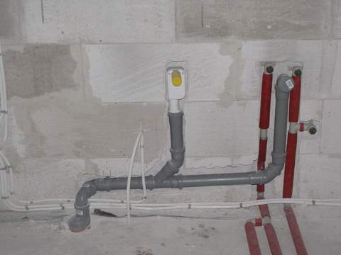 a tu już kuchnia - i to by było na tyle. Nasz hydraulik pan Jacek pewnie jest już świeżo upieczonym tatą :) gratulujemy serdecznie i do zobaczenia wiosną :)