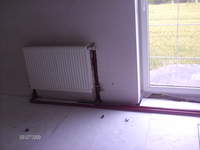 na piętrze grzejniki