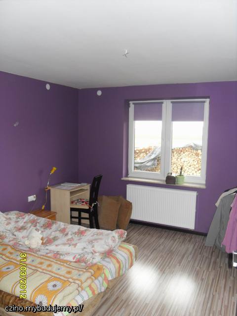 sypialnia totalnie nie urządzona , czekamy na wene twórczą :)