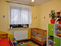 pokoj mlodszego syna z meblami