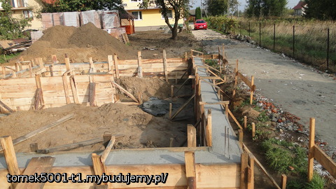 FUNDAMENTY WYKONANE Z JEDNOLITEGO BETONU