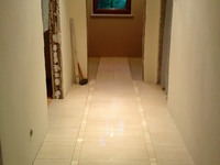 Zaczynamy podłogę w holu