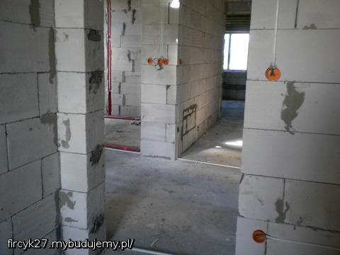 prace elektryczno-hydrauliczne