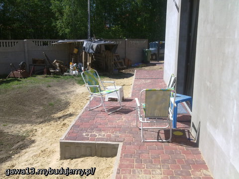 bok domu prawie, prawie.....