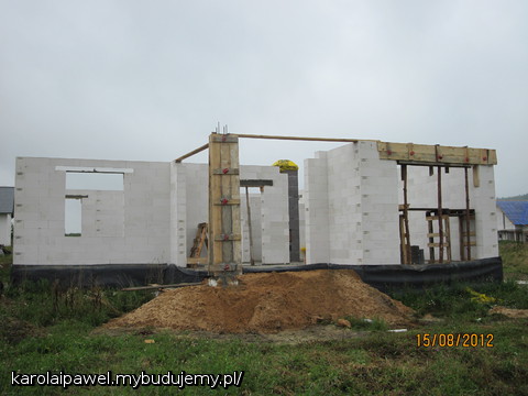i ściany gotowe - widok od frontu