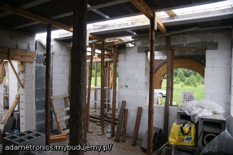 widok z salonu na jadalnie