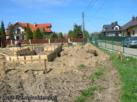 Szalunki fundamentowe