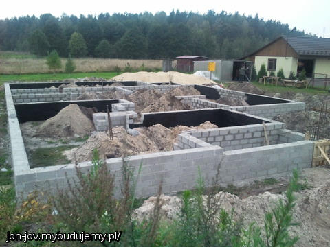 częściowo pomalowane dysperbitem