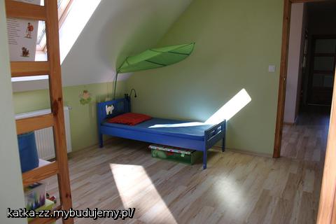 jeszcze tylko dywanik i już milutko będzie. Mały mój ulubiony pokoik