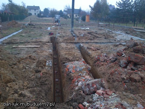 kopanie fundamentów