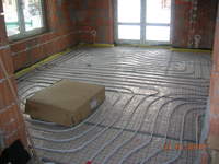 ogrzewanie podłogowe na parterze