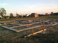 fundamenty-pierwsza warstwa bloczków