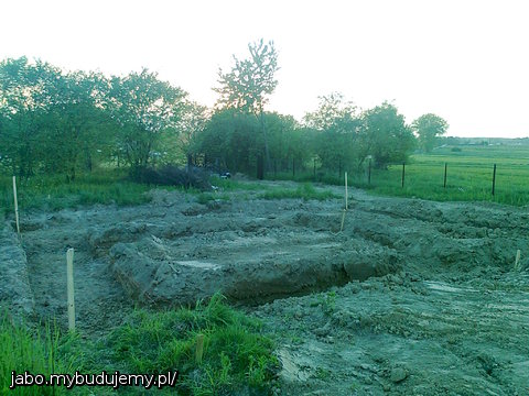 Wykop pod ławę fundamentową