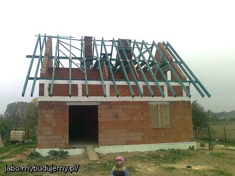 Początek dachu - więźba