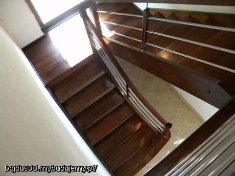 Schody z drewna debowego z podestem,balustrada mieszana drewno-stal nierdzewna